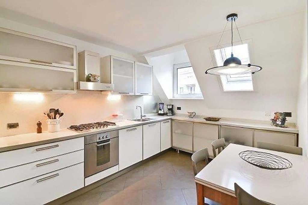 Penthouse In The Centre Apartment เมราโน ภายนอก รูปภาพ